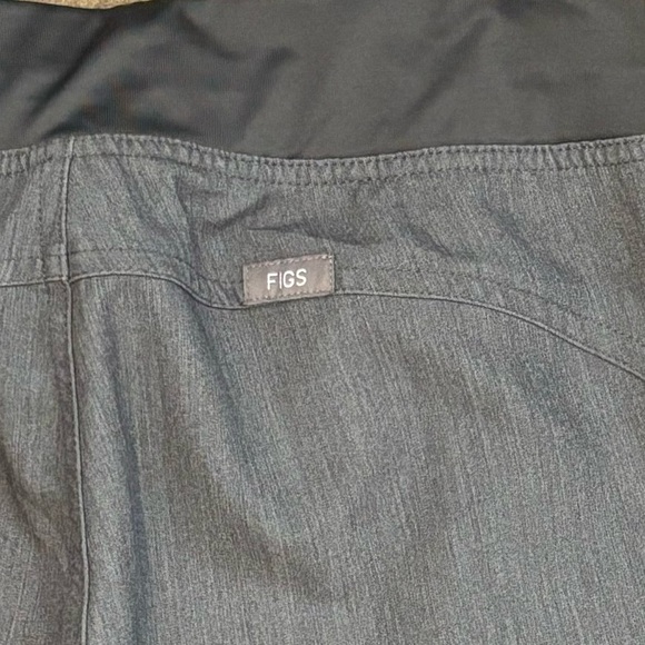 FIGS Kade Graphite Cargo Scrub Pants Size XS - Picture 11 of 16